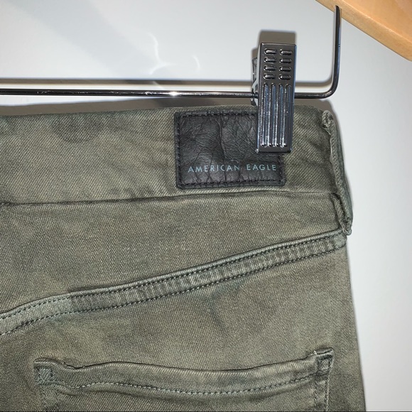 American Eagle Curvy Super Hi Rise Jegging Camo 8 - Picture 9 of 13